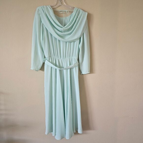 Monica Richards Mint Green Dress with Silver Embellishment Vtg size 5 - Picture 4 of 16